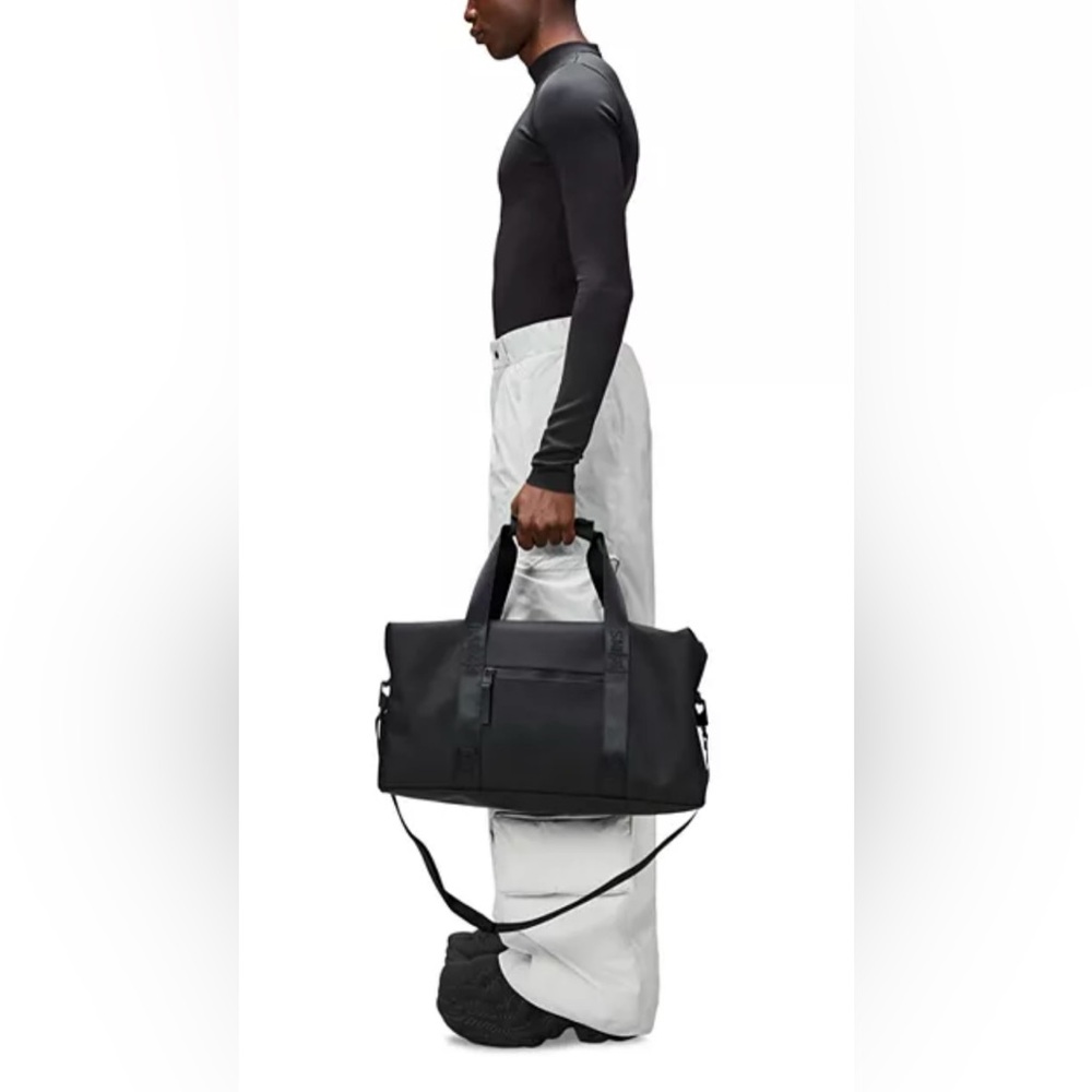 Rains Trail Waterproof Gym Bag in Black NWT - Picture 8 of 13